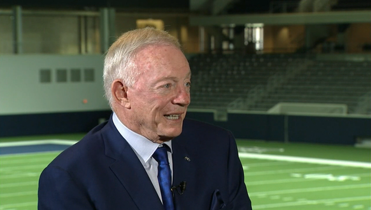 7e407831-JERRY JONES SITDOWN-409650