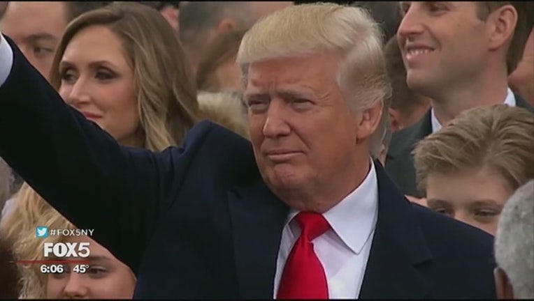 35122ebd-Trump_s_first_day_in_office_0_20170121232033-402970