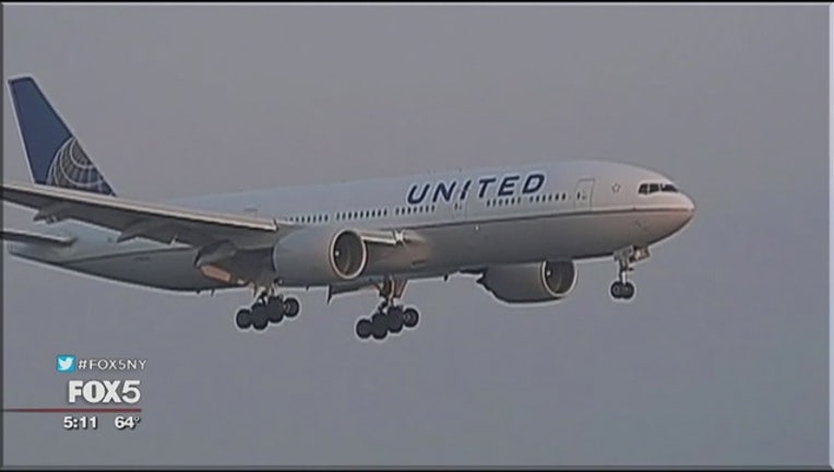 2df2715e-United_Airlines_debacle_0_20170413233509-402970