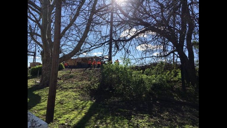 82f03e63-amtrak derailment_1459691278564_1146079_ver1.0_1459699096057.jpg