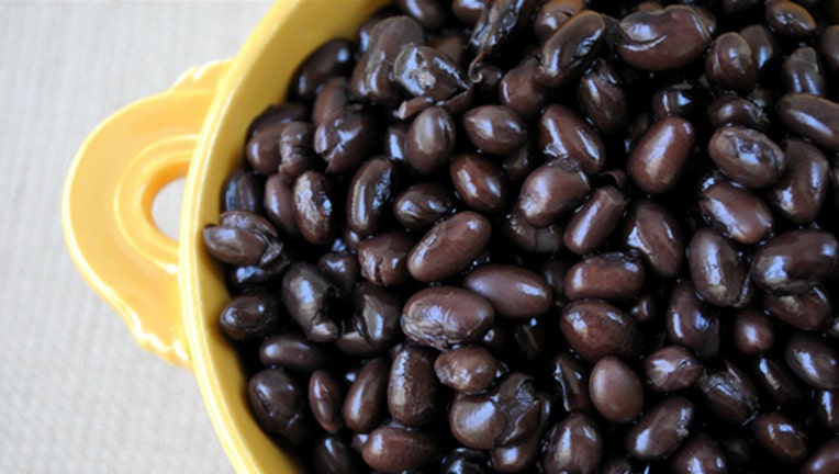 39f8a2e0-black-beans_1469115655917_1697742_ver1.0_1469118581480.jpg