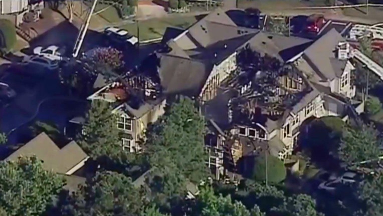 cf43c9e1-One person was killed in a helicopter crash in Virginia Sunday-404023.