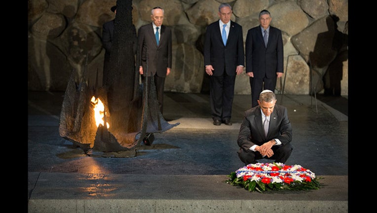 561df726-Shimon_Peres_ckb7285_2_1473788061898.jpg