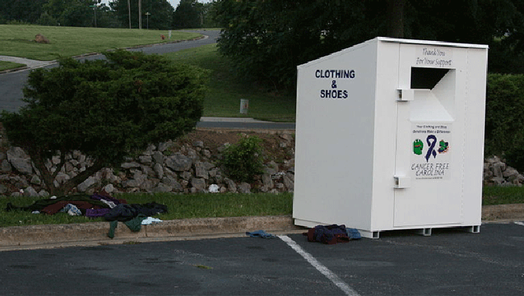 84172609-clothing-donation-bin_1486597277304-407693.gif