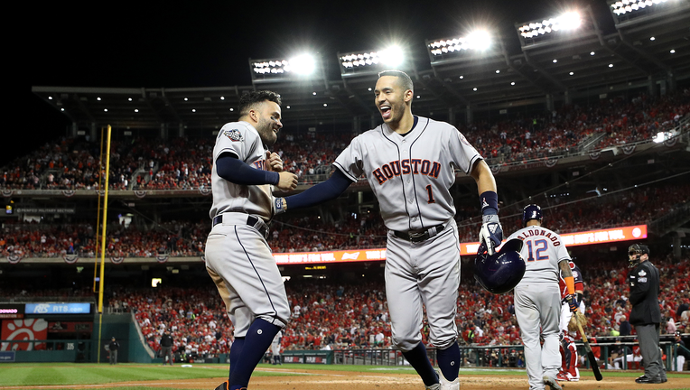 Carlos Correa hits a 2-run home run in Game 5 of the World Series