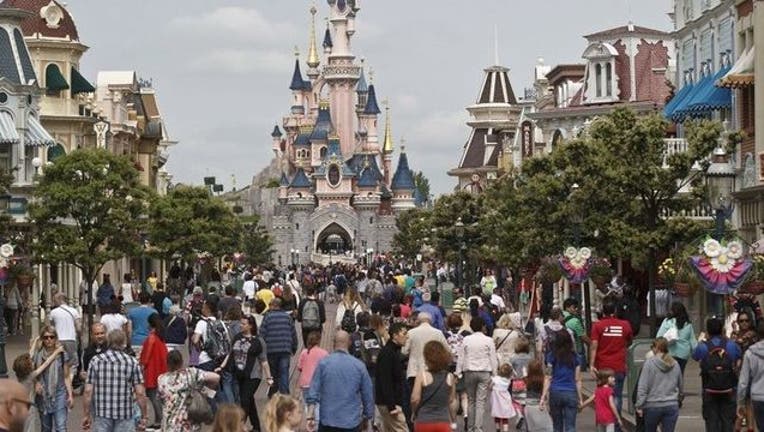 b6ab822f-disneylandparis_1454006906785-408200.jpg