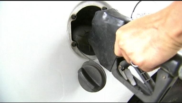 3ef37c83-gas-pump-402429.jpg