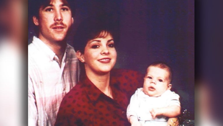 fe8a63d1-michael bonnie haim jacksonville_1555000642205.jpg-401385.jpg