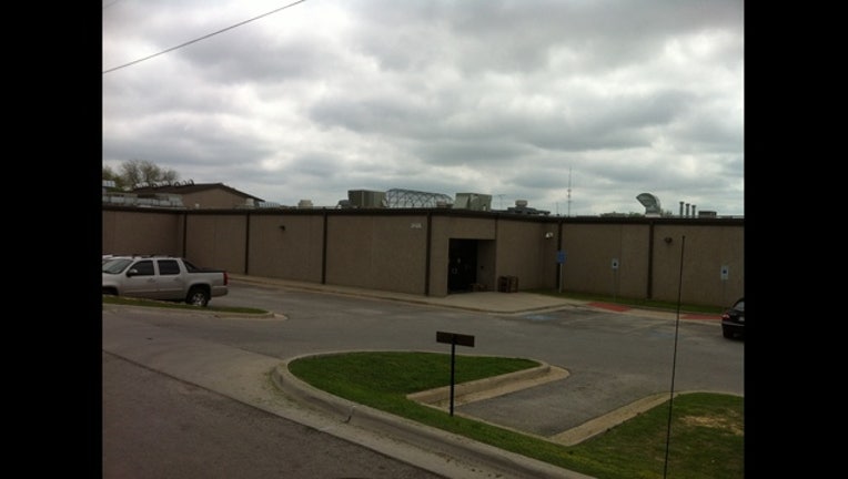 ee9b3fc1-parker_county_jail_1482872469200.jpg