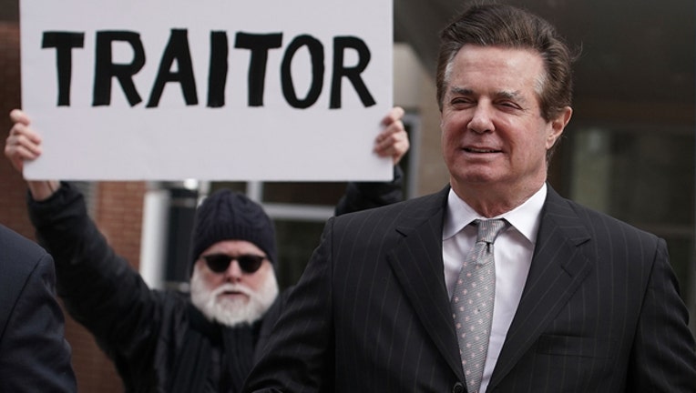 f54d459d-Manafort (GETTY IMAGES)-401720