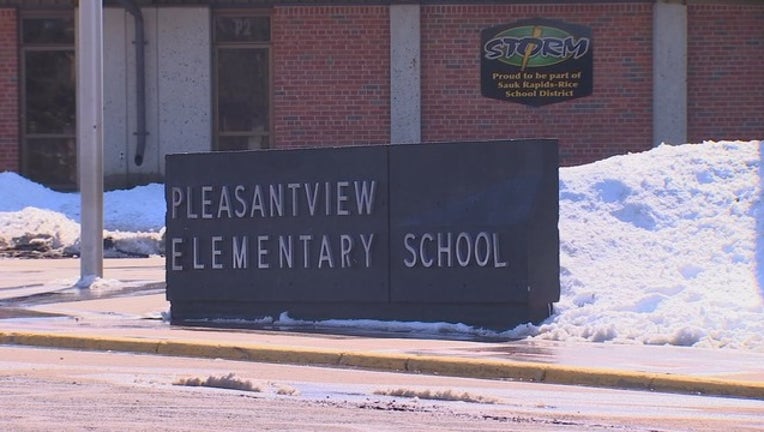 9e13474b-school stabbing_00.00.12.29_1523920551538.png-409162.jpg