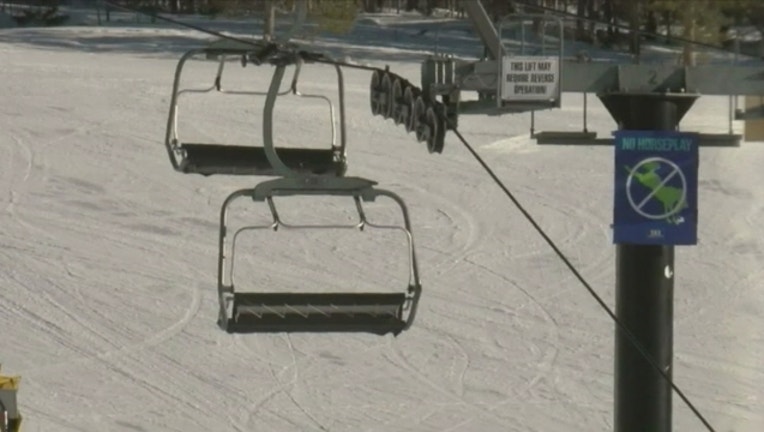 66cd0bb7-ski chair lift_1483124315920-409650.jpg