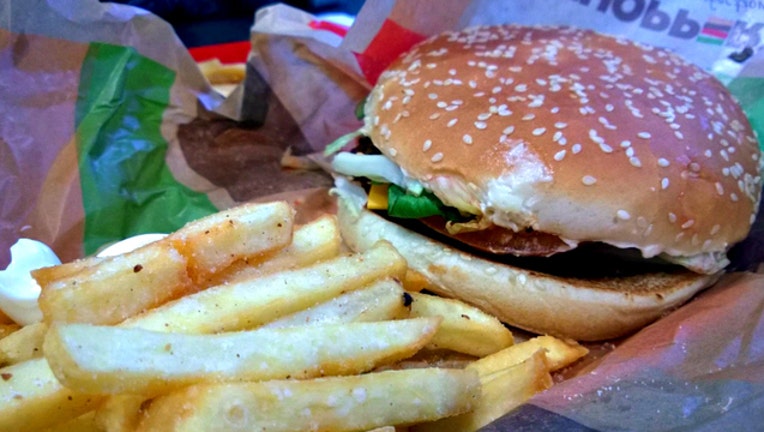 2895affa-whopper burger king_1527042820799.jpg-404023.jpg