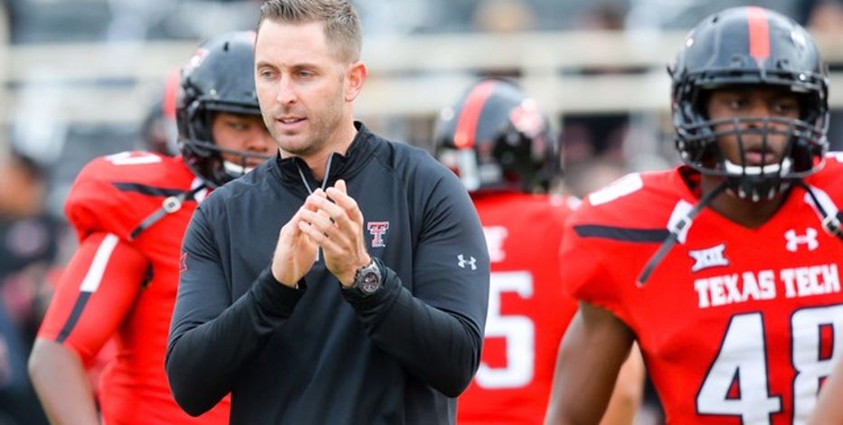 kliff kingsbury jersey