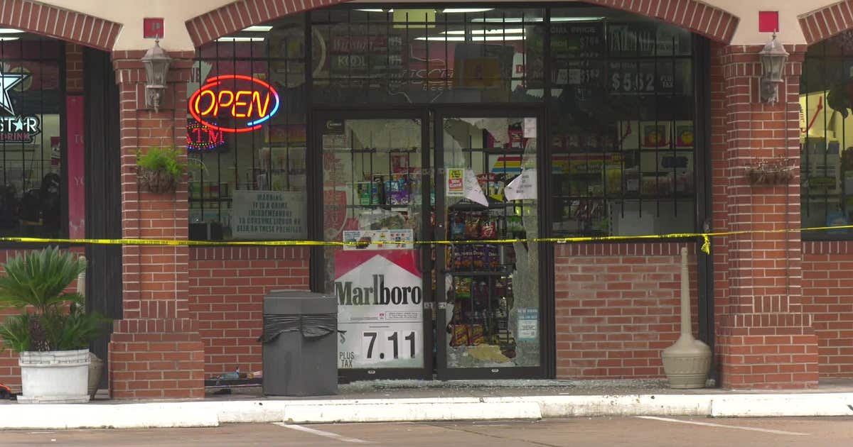 HPD: Clerk shot armed suspect during gas station robbery | FOX 26 Houston