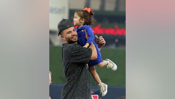 Congrats! Jose Altuve, wife expecting second child