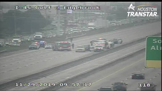 Driver of box truck dies in crash on Gulf Freeway