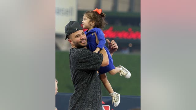 Congrats! Jose Altuve, wife expecting second child