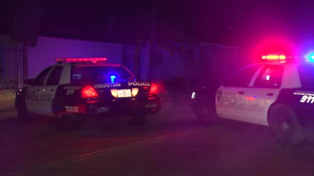 Police search for driver in deadly hit-and-run in Independence Heights