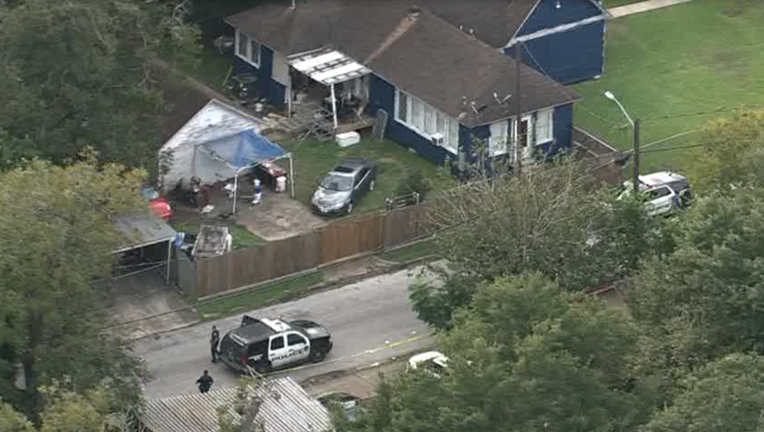 1 killed, 2 injured in shooting at Schley and Halbert
