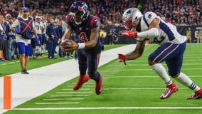 Watson throws 3 TDs, catches another; Texans top Patriots 28-22