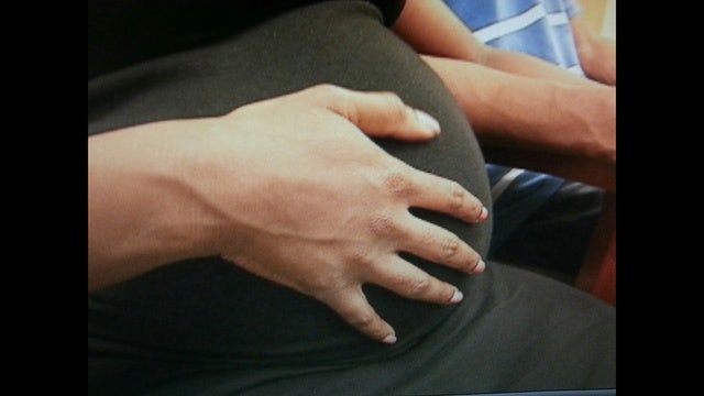 U.S. birth rate falls again, hitting lowest levels in decades