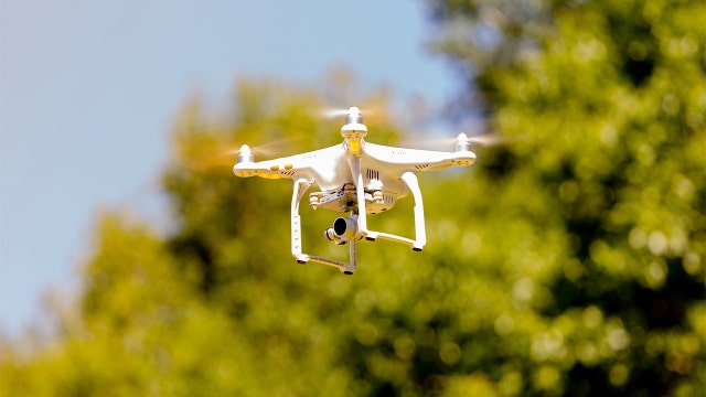 US Federal Aviation Administration proposes rule to track most drones within 3 years