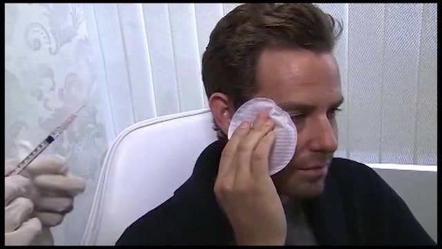 More men are undergoing treatments to look younger, lose weight