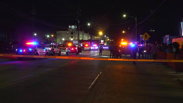 Man shot to death while driving away from Houston bar