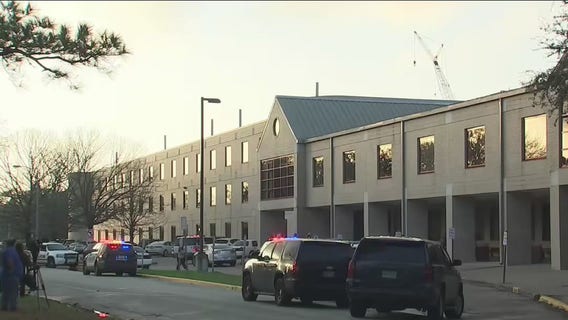 Parents frustrated with lack of communication after fatal shooting at Bellaire High School