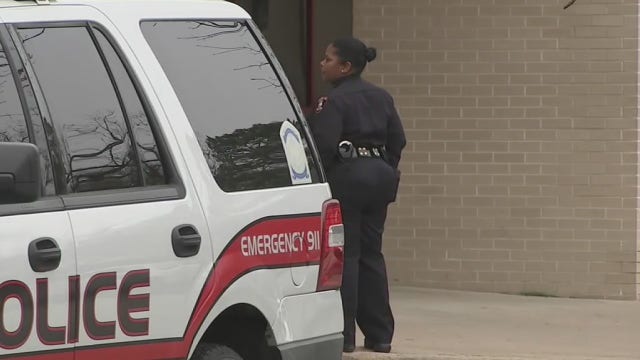 Hectic return to classes for Bellaire HS students after shooting