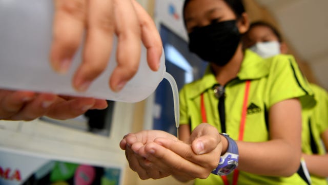 China reports 106 total virus deaths as US prepares evacuation