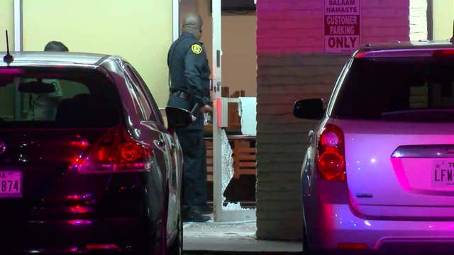 Armed men rob patrons at restaurant and game room in SW Houston