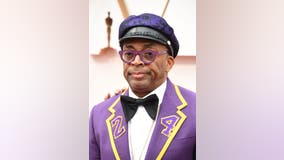 Spike Lee wears Kobe Bryant tribute to Oscars