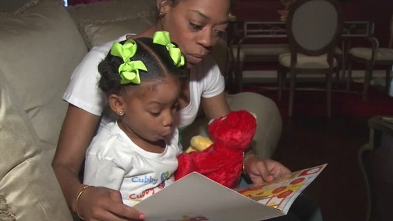 Bilingual teddy bears teach children foreign language skills