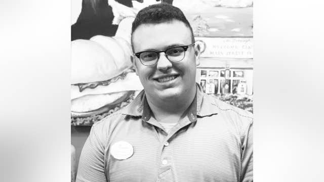 Chick-fil-A employee finds $900 cleaning restaurant, returns it to rightful owner