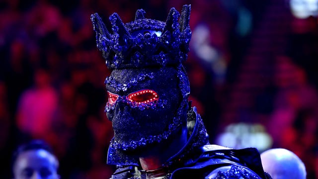 Deontay Wilder blames 40-pound pre-bout costume for Tyson Fury defeat