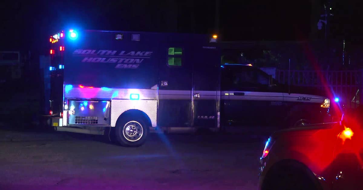 3 dead, 1 hurt after car crashes into tree in NE Harris Co. | FOX 26 ...