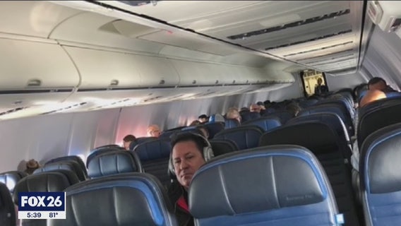 Airlines scramble after loss of passengers from coronavirus outbreak