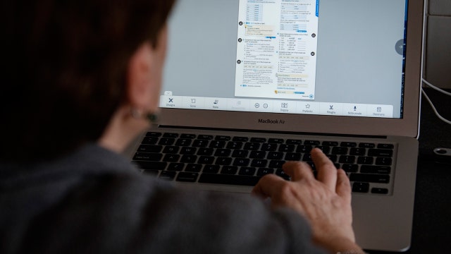 What are employers required to do if an employee tests positive for COVID-19?