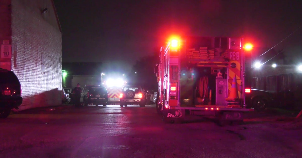 Police: 3 men shot by robbery suspects in southeast Houston | FOX 26 ...