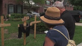 Kingwood neighborhood creates way to teach about Jesus’ journey