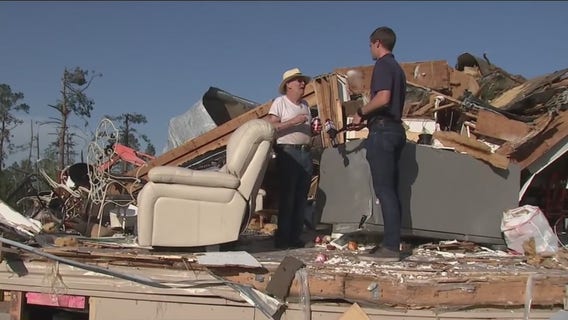Onalaska continues cleanup efforts after tornado destroys 300 homes