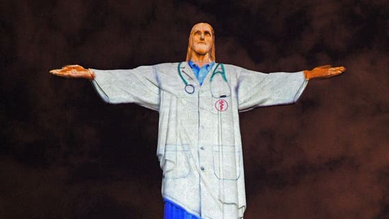 Christ the Redeemer statue pays tribute to coronavirus doctors, nurses