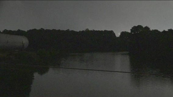 Coast Guard searches Cedar Bayou for 4 adults, 3 children