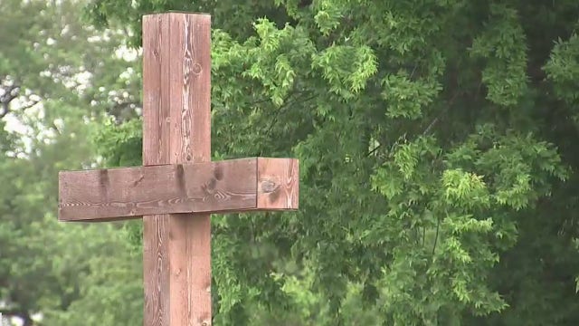 Houston church to hold service despite recommendations to stay at home