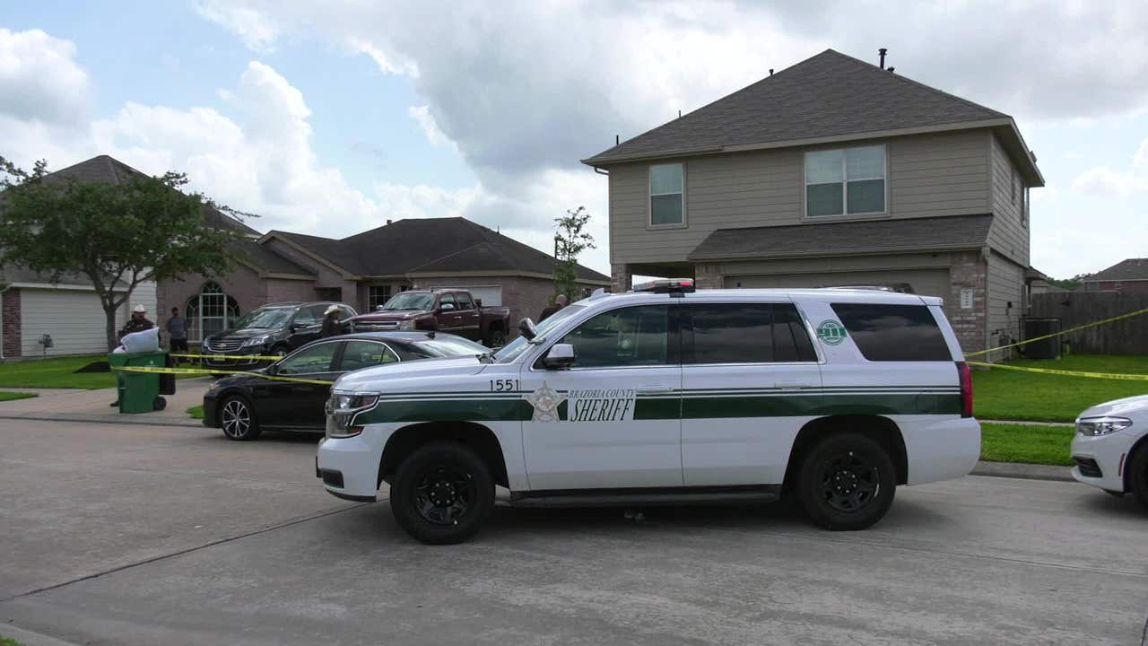 Brazoria Co. sheriff's deputies investigate double shooting