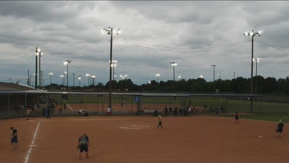 Judge blocks city from shutting down softball games at Houston Sportsplex