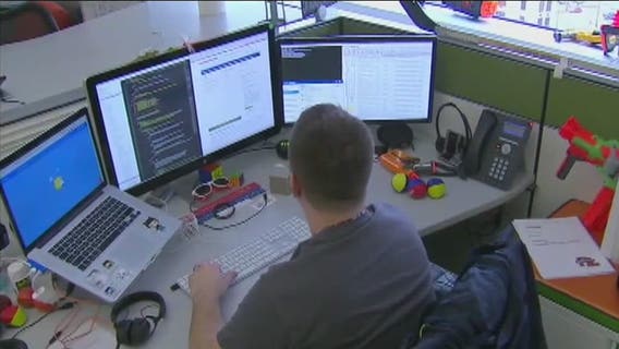 Free, low-cost job retraining available to help you land a job