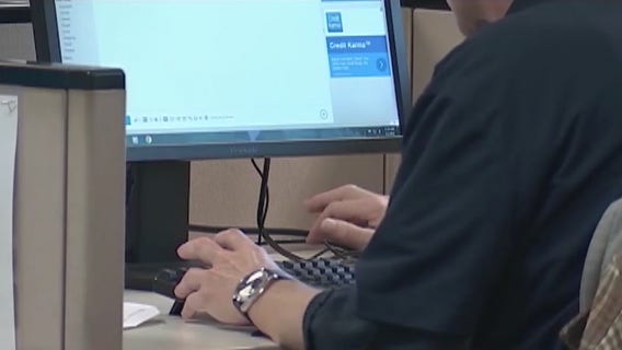 Texans still experiencing delays receiving unemployment benefits